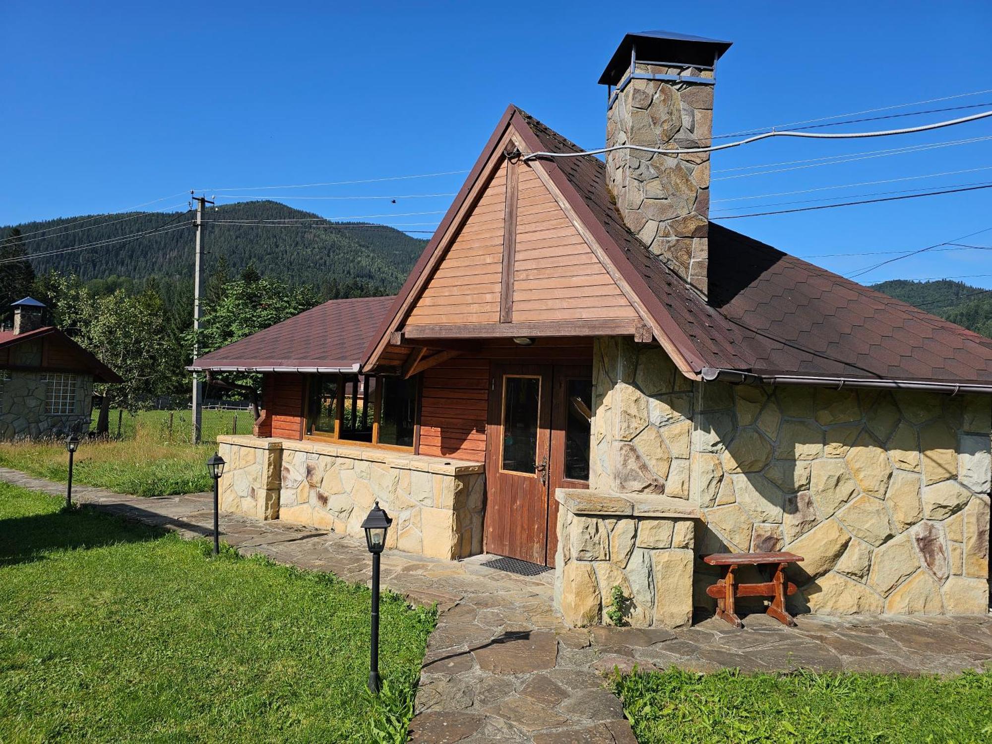 Guesthouse Kolo Druziv Татарив Екстериор снимка