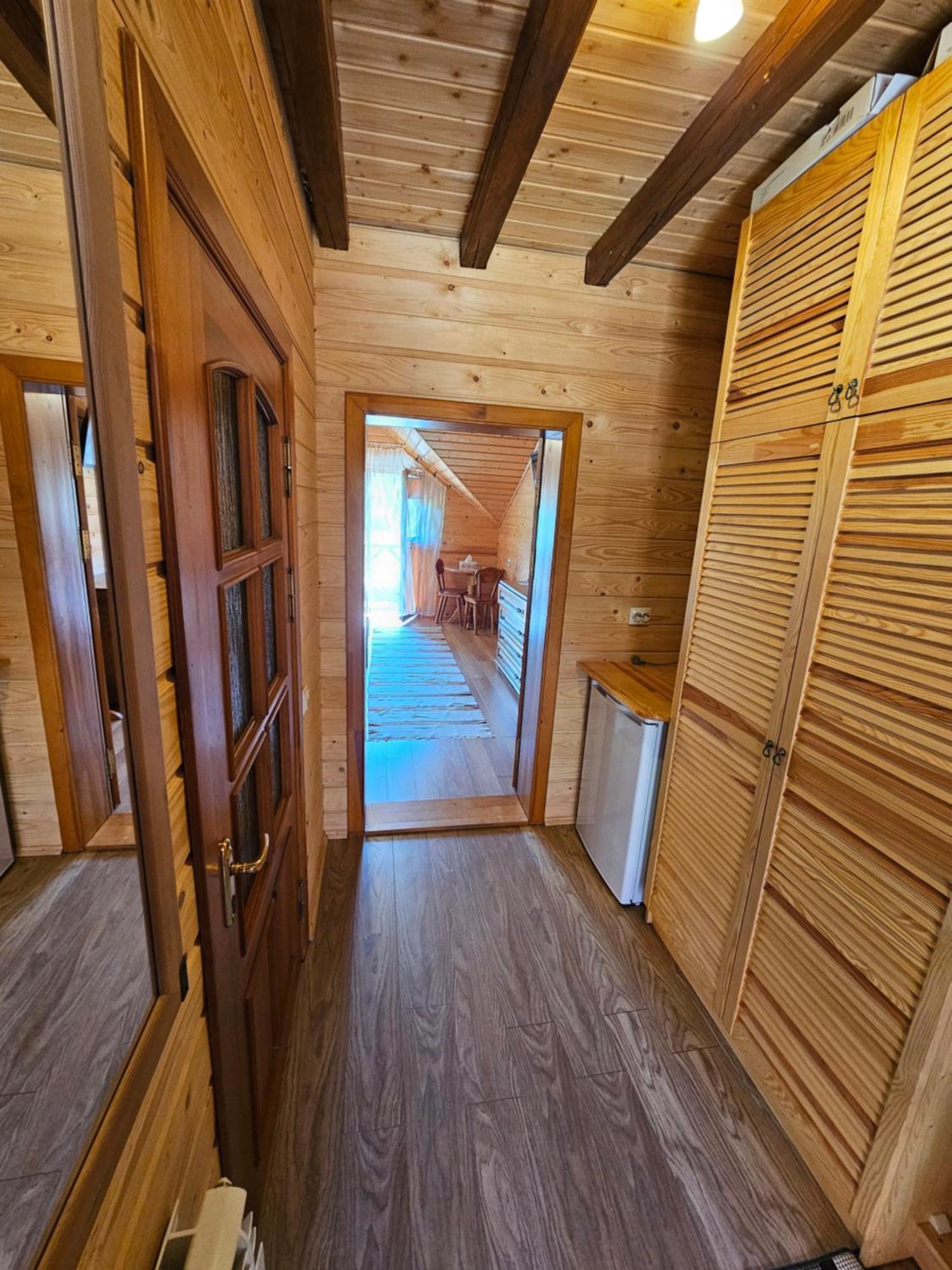 Guesthouse Kolo Druziv Татарив Екстериор снимка