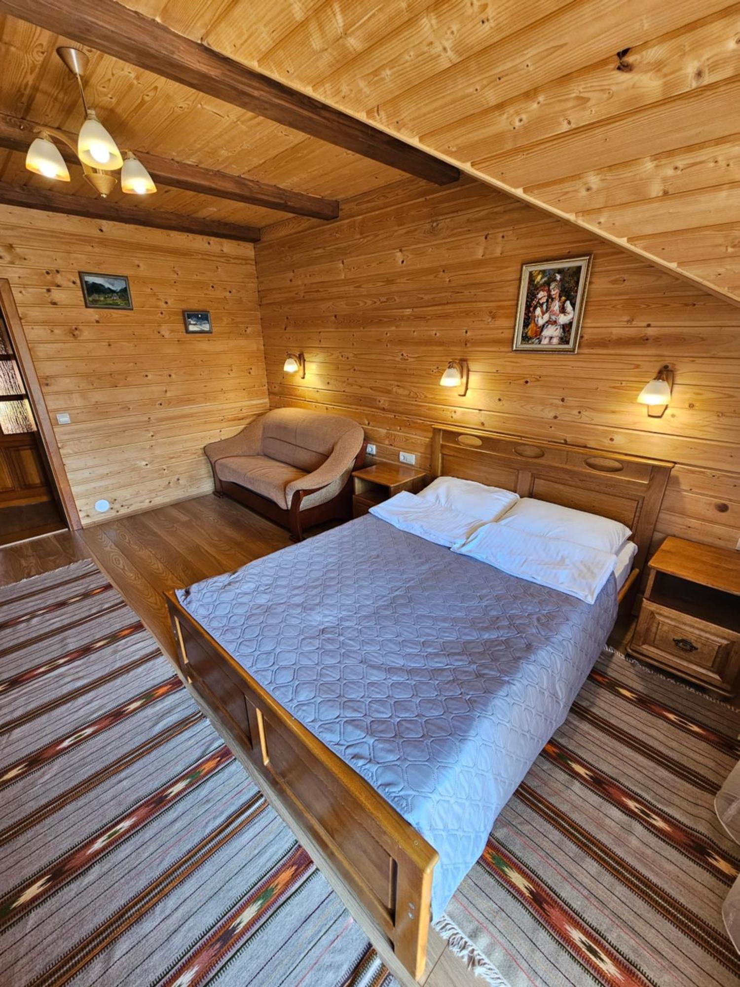 Guesthouse Kolo Druziv Татарив Екстериор снимка